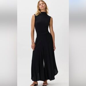 NWT - Quince Silk Washable Palazzo Pants Size Medium